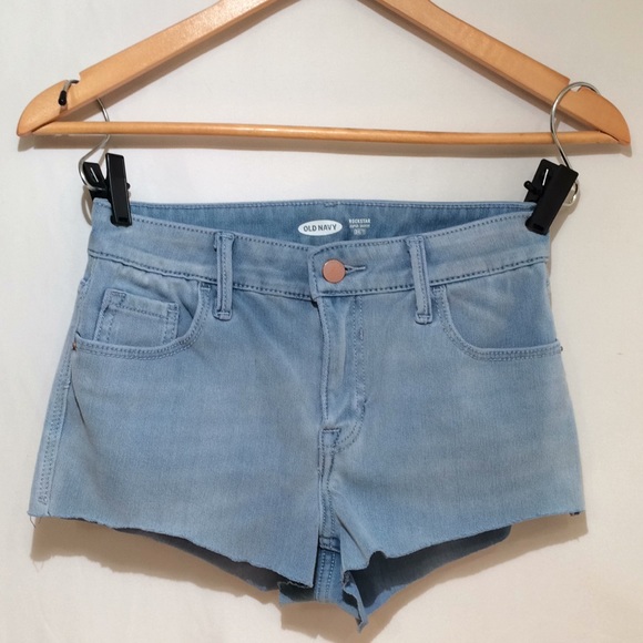 Old Navy Pants - Old Navy sz 4 Cut off shorts (709)